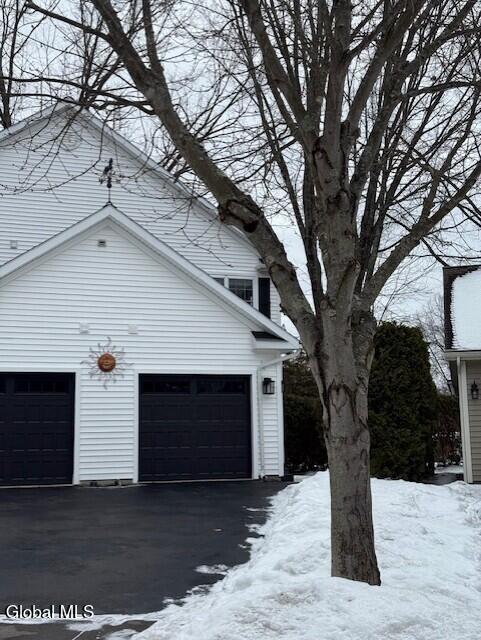 80 Vanderbilt Ave in Saratoga Springs, NY - Building Photo - Building Photo