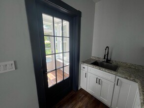 713 Baldwin St, Unit 2- Rear entrance in Meadville, PA - Building Photo - Building Photo