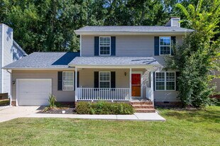 520 Wyndham Dr in Fuquay Varina, NC - Building Photo