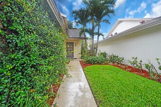 112 Inner Harbour Way in Jupiter, FL - Building Photo - Building Photo