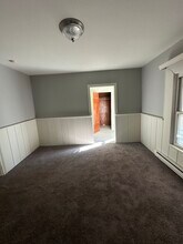 64 McElwain Ave, Unit One bedroom in Cohoes, NY - Building Photo - Building Photo