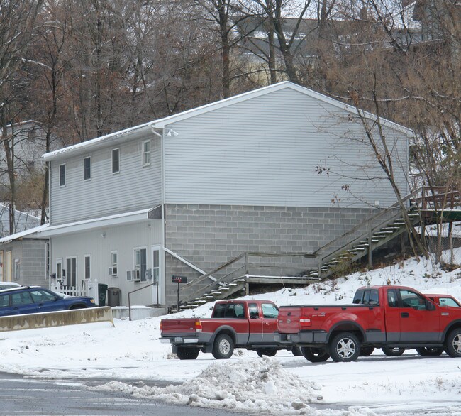 228-234 W Ardell Aly in Bellefonte, PA - Foto de edificio - Building Photo