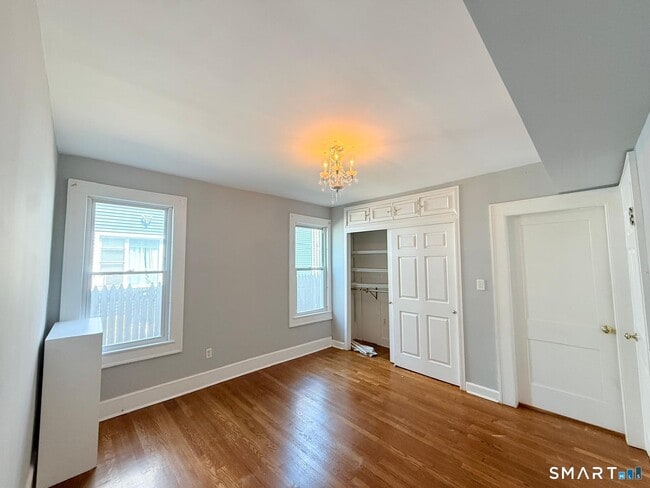 property at 523 W Taft Ave