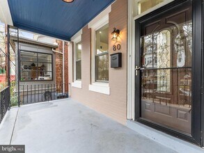 80 W Sharpnack St in Philadelphia, PA - Building Photo - Building Photo