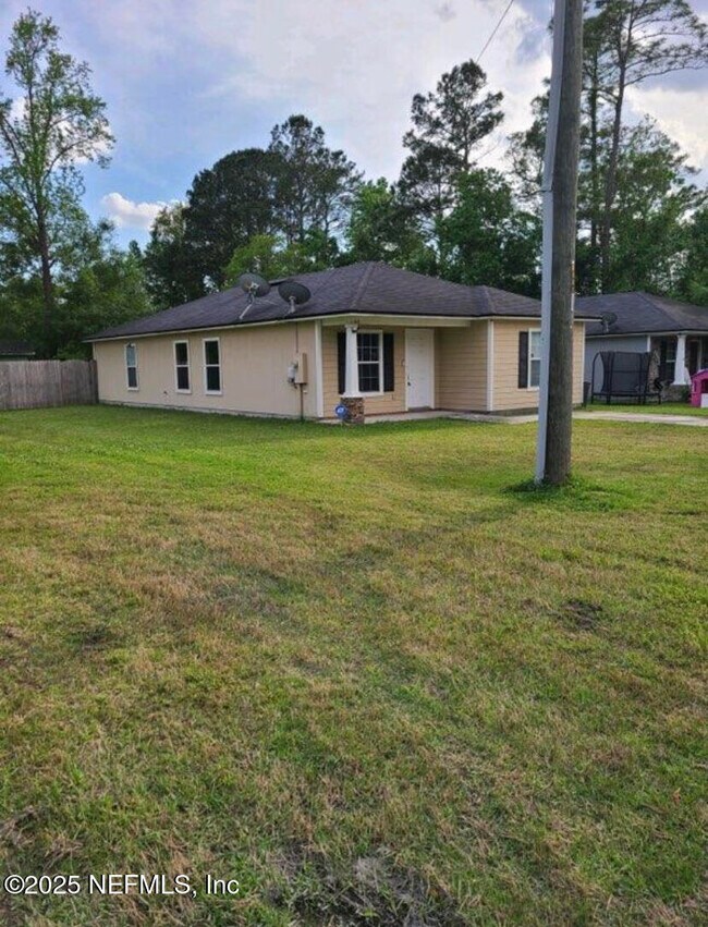 property at 8444 Hewitt St