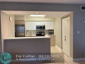 550 S Park Rd in Hollywood, FL - Building Photo - Building Photo