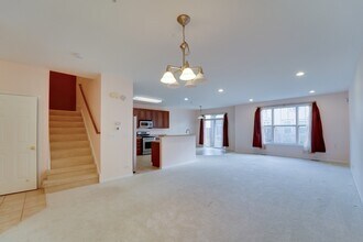 1838 Crenshaw Cir in Vernon Hills, IL - Foto de edificio - Building Photo