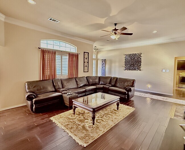 3611 Springmont Dr in Midland, TX - Building Photo - Building Photo