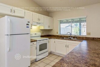 128 W Indigo St in Mesa, AZ - Foto de edificio - Building Photo