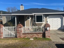 1057 6th Ave in Sonoma, CA - Building Photo