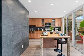 16353 Wimbledon Ln in Huntington Beach, CA - Building Photo - Building Photo