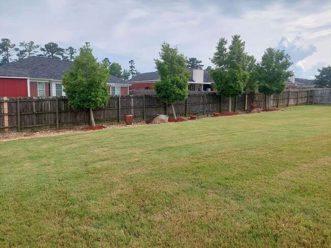 8981 Orchard Valley Ln in Columbus, GA - Foto de edificio - Building Photo
