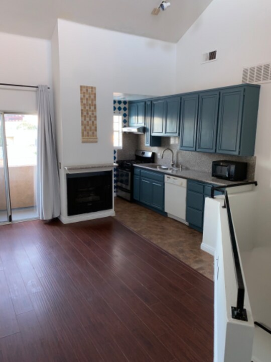 2436 Federal Ave in Los Angeles, CA - Building Photo