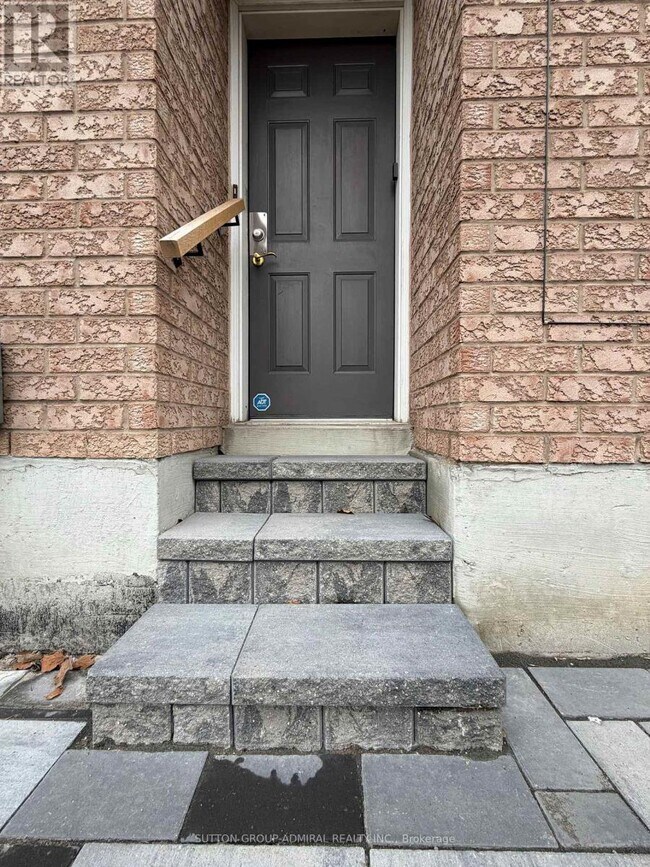 107 Princeton Gate in Vaughan, ON - Building Photo - Building Photo