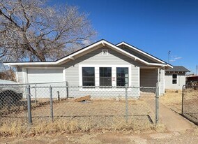 2512 1st St in Lubbock, TX - Building Photo