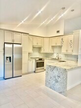 7927 Bishopwood Rd in Greenacres, FL - Building Photo - Building Photo