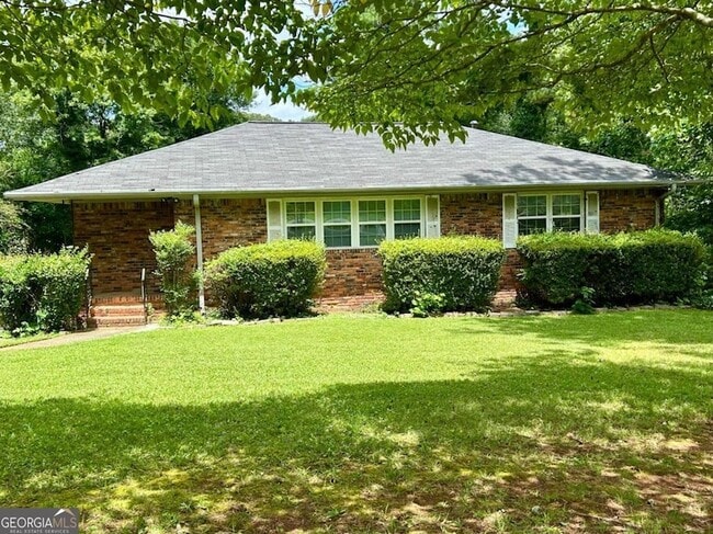 property at 482 Plantation Rd SW