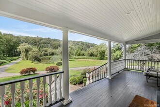 777 Armonk Rd in Mt Kisco, NY - Building Photo - Building Photo
