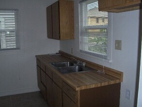 713 Elmore St in Green Bay, WI - Building Photo - Building Photo