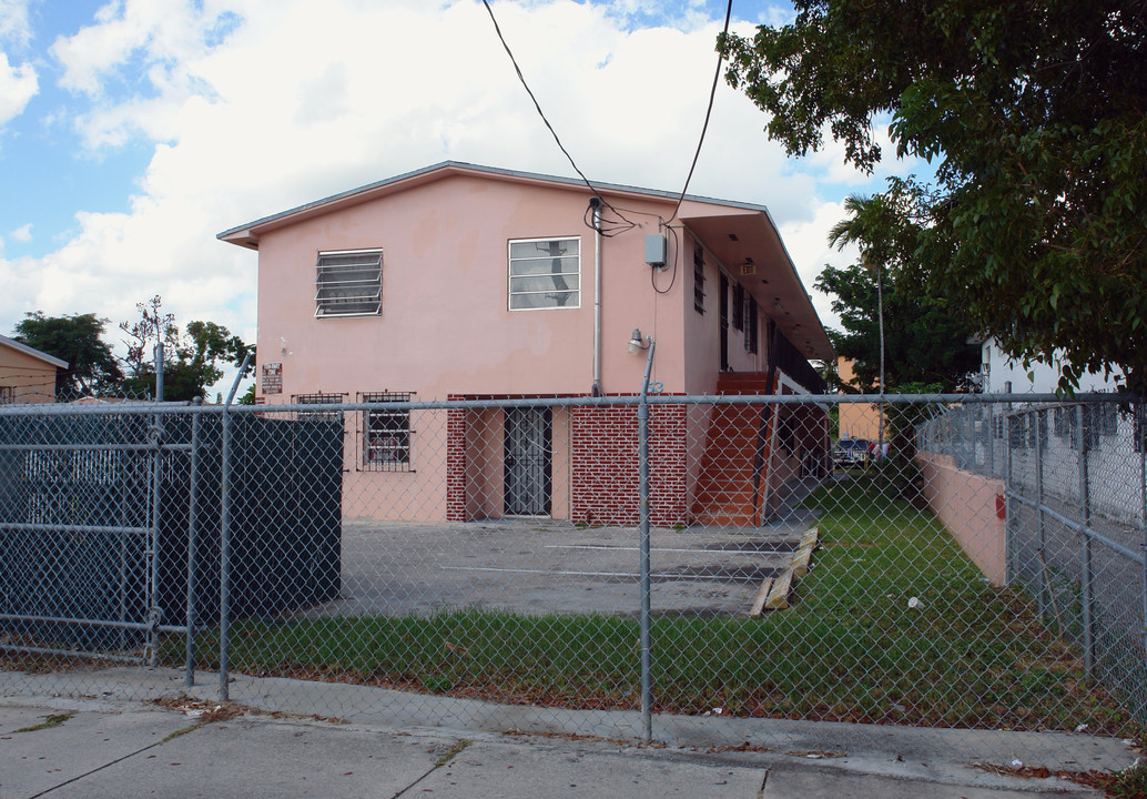 153 NE 80th Ter in Miami, FL - Building Photo