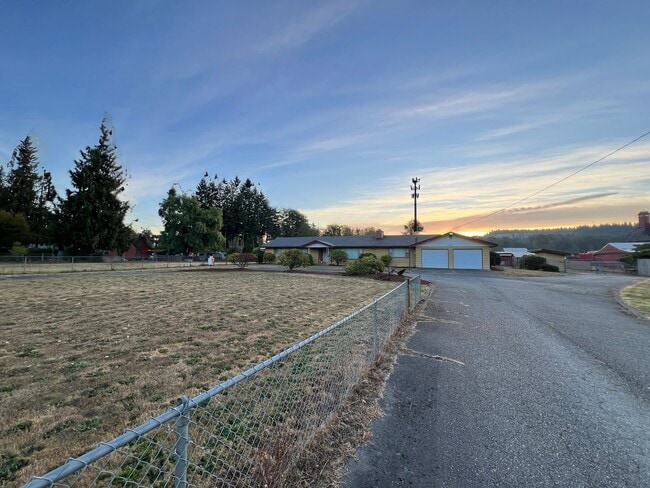 property at 11617 162nd St Ct E