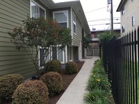 Puget Ridge Condominiums in Seattle, WA - Foto de edificio - Building Photo