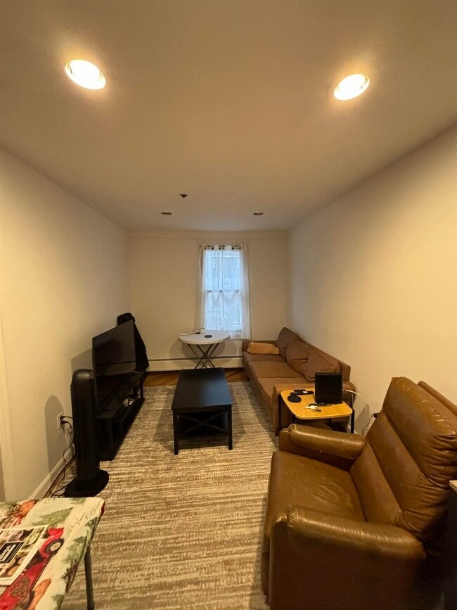 409 1st St in Hoboken, NJ - Building Photo - Building Photo