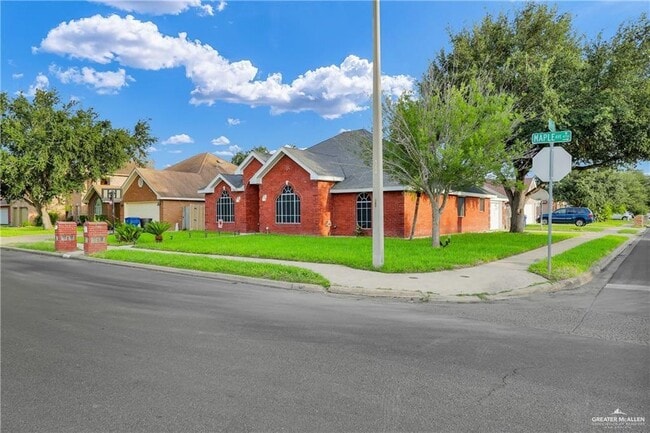 4621 W Maple Ave in McAllen, TX - Building Photo - Building Photo