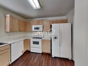 126 Elrosa Rd in Mooresville, NC - Building Photo - Building Photo