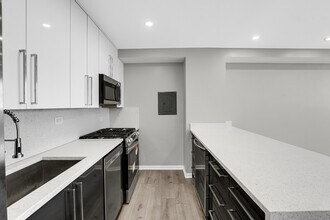 3950 N Lake Shore Dr in Chicago, IL - Foto de edificio - Building Photo