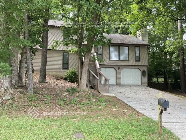 property at 2320 Tapanzee Ln