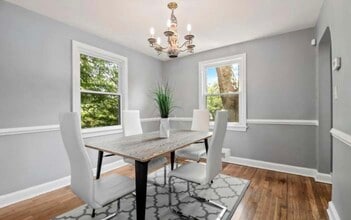 6916 New Hampshire Ave in Takoma Park, MD - Foto de edificio - Building Photo