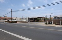 Building Photo - 1165 Hollister St Apartamentos in San Diego, California