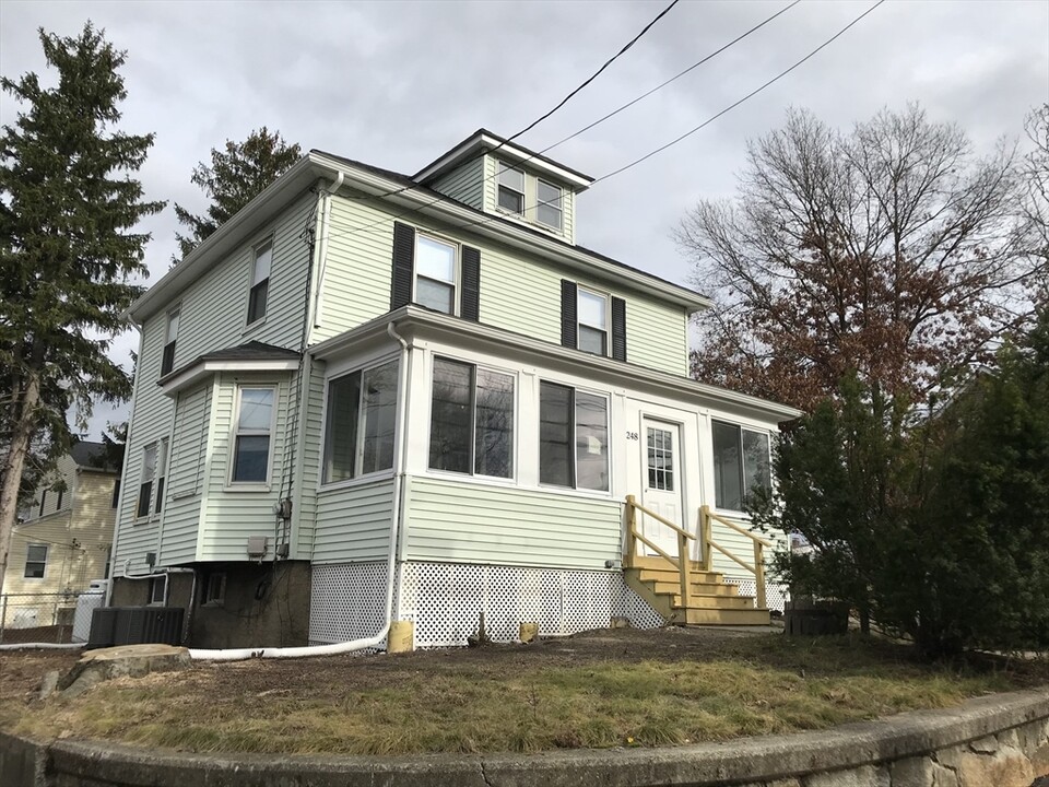 248 Pearl St in Braintree, MA - Building Photo