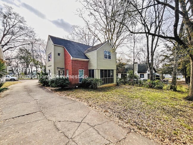 810 Madison St in Jackson, MS - Building Photo - Building Photo