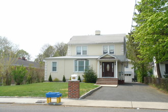 392 Sairs Ave in Long Branch, NJ - Building Photo - Building Photo