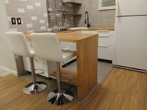 2604 Rogers Ave in Austin, TX - Building Photo - Building Photo