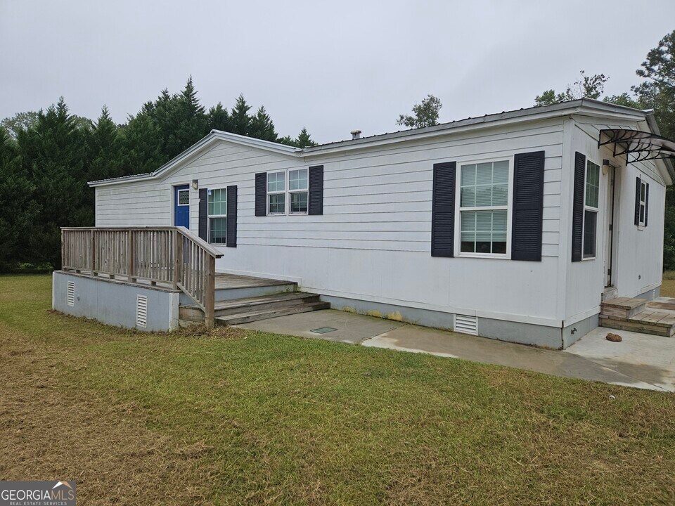 4012 Candy Ln in Statesboro, GA - Building Photo