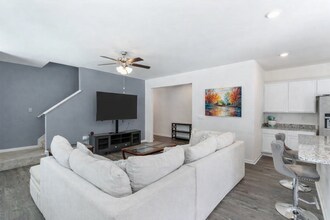 179 Hampton Cir in Mcdonough, GA - Building Photo - Building Photo