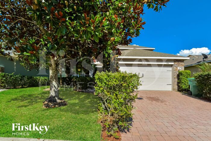 106 W Fiesta Key Loop in DeLand, FL - Building Photo