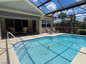 10630 Camarelle Cir in Ft. Myers, FL - Building Photo