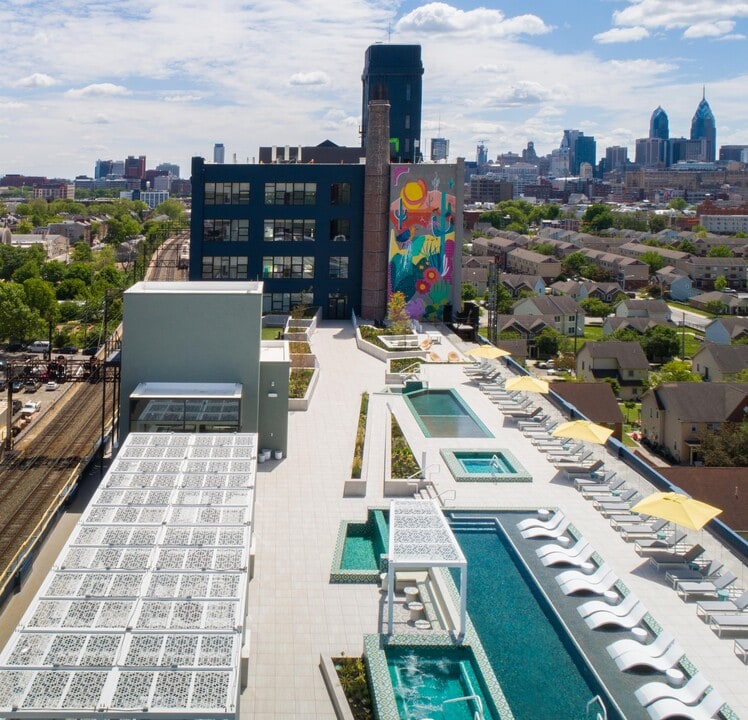 The Poplar in Philadelphia, PA - Building Photo