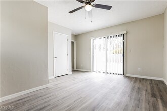 4007 Allure Ln in North Port, FL - Building Photo - Building Photo