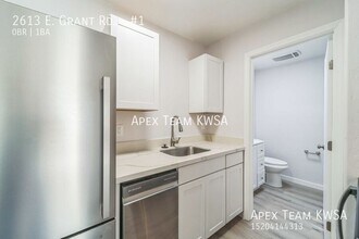 2613 E Grant Rd-Unit -#1 in Tucson, AZ - Foto de edificio - Building Photo