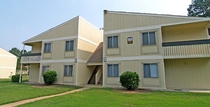 Woodscape in Newport News, VA - Building Photo - Building Photo