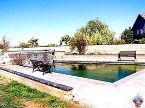 41910 Cabo Ct in Palmdale, CA - Foto de edificio - Building Photo