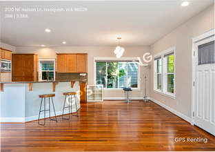 2130 NE Nelson Ln in Issaquah, WA - Building Photo - Building Photo