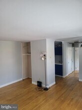 4410 Falls Bridge Dr in Baltimore, MD - Building Photo - Building Photo