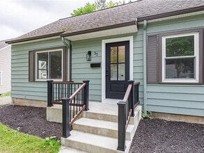 35 Briggs Ave in Fairport, NY - Building Photo - Building Photo