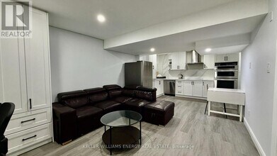 53 Raven Cross Ave in Markham, ON - Building Photo - Building Photo